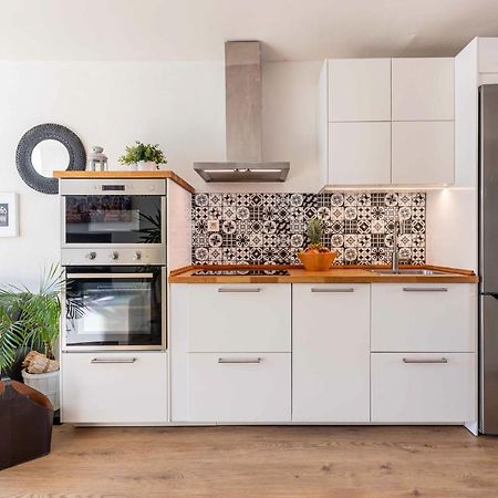 Apartamento En La Playa En Paseo Maritimo Málaga Esterno foto